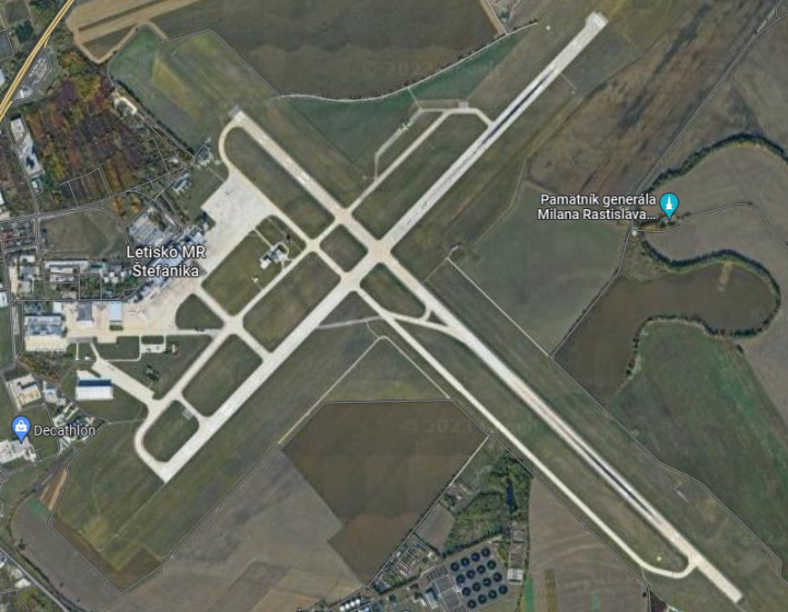Illustration 1 of 9 from LNVÚ report SKS2023001: Event airplane Piper PA-34-220T (OE-FST) - Seneca IV