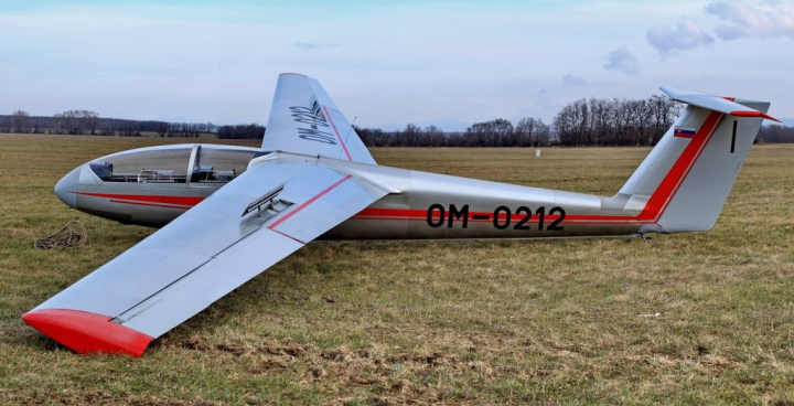 Illustration 1 of 5 from LNVÚ report SKA2022002: Event aircraft OM-0212 L-23 at LZTR (BOLERÁZ/Štefan Banič)