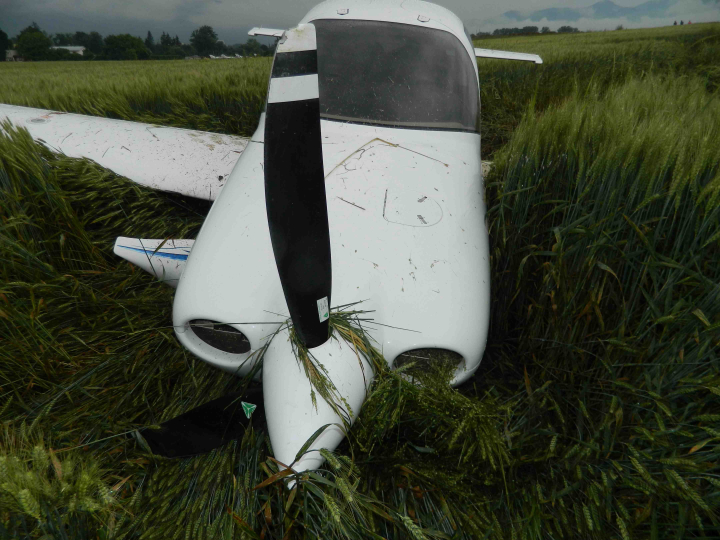 Illustration 3 of 10 from LNVÚ report SKS2020003: Event aircraft (OK-AER)