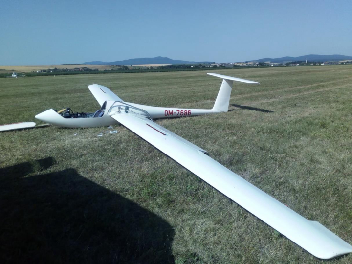 Illustration 3 of 5 from LNVÚ report SKA2019003: Event aircraft (OM-7686)