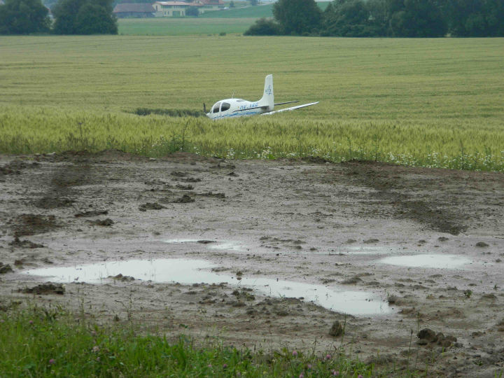 Illustration 8 of 10 from LNVÚ report SKS2020003: Event aircraft (OK-AER)
