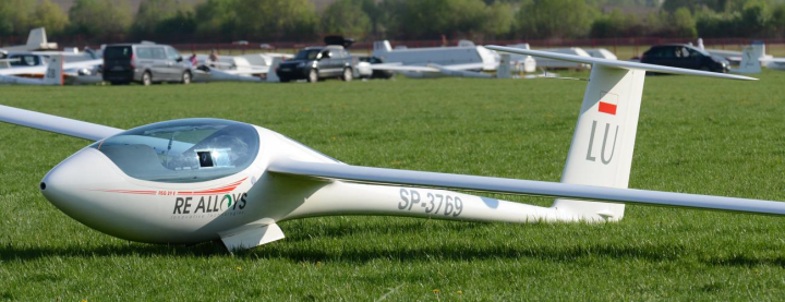 Illustration 1 of 10 from LNVÚ report SKA2016002: Event aircraft (SP-3769)