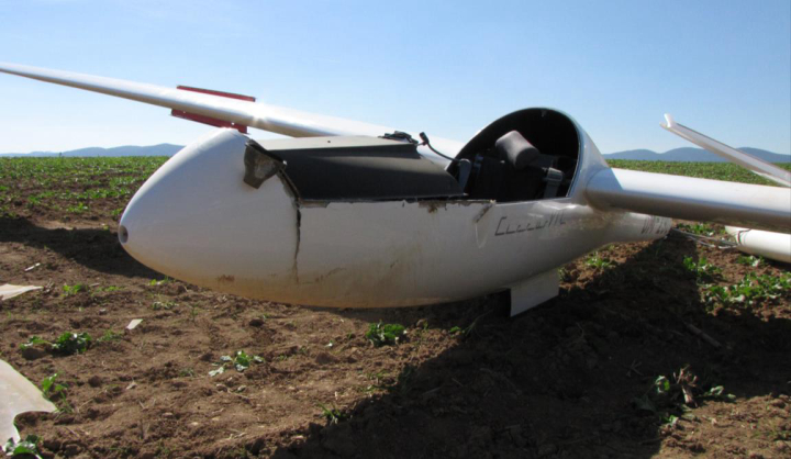 Illustration 5 of 9 from LNVÚ report SKA2015003: Event aircraft (OM-2908)