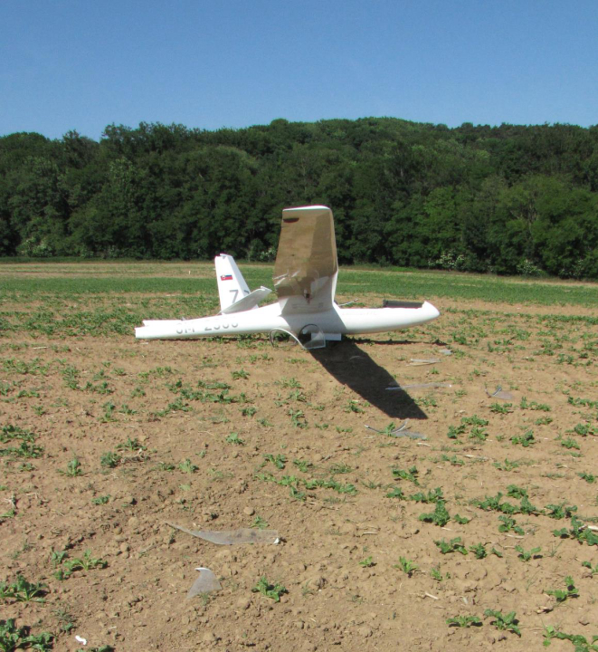 Illustration 6 of 9 from LNVÚ report SKA2015003: Event aircraft (OM-2908)