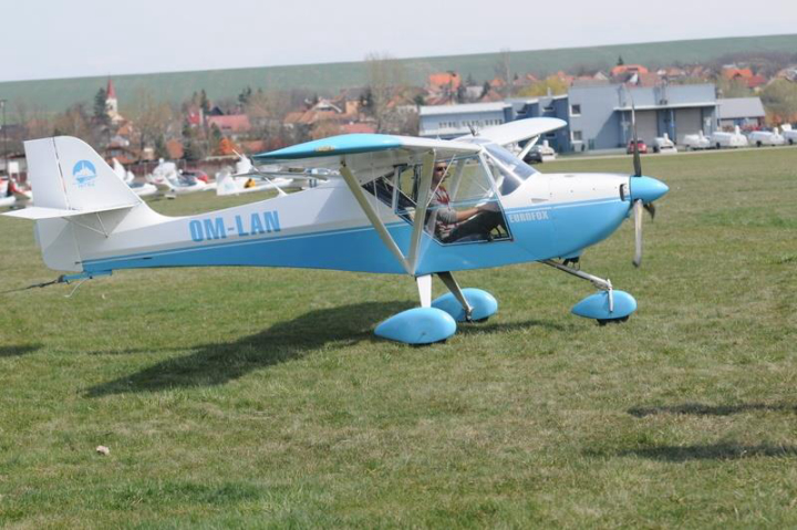 Illustration 1 of 5 from LNVÚ report SKS2013006: Event aircraft (OM-LAN)