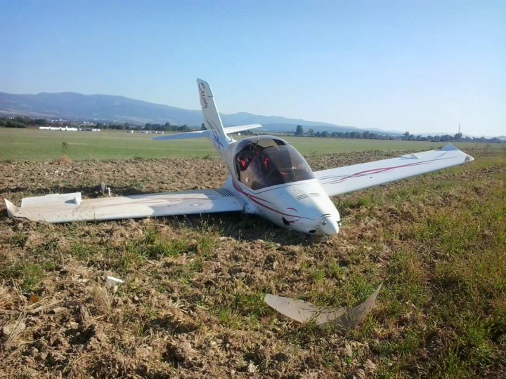 Illustration 2 of 4 from LNVÚ report SKA2012015: Event aircraft (OK-MUA93)