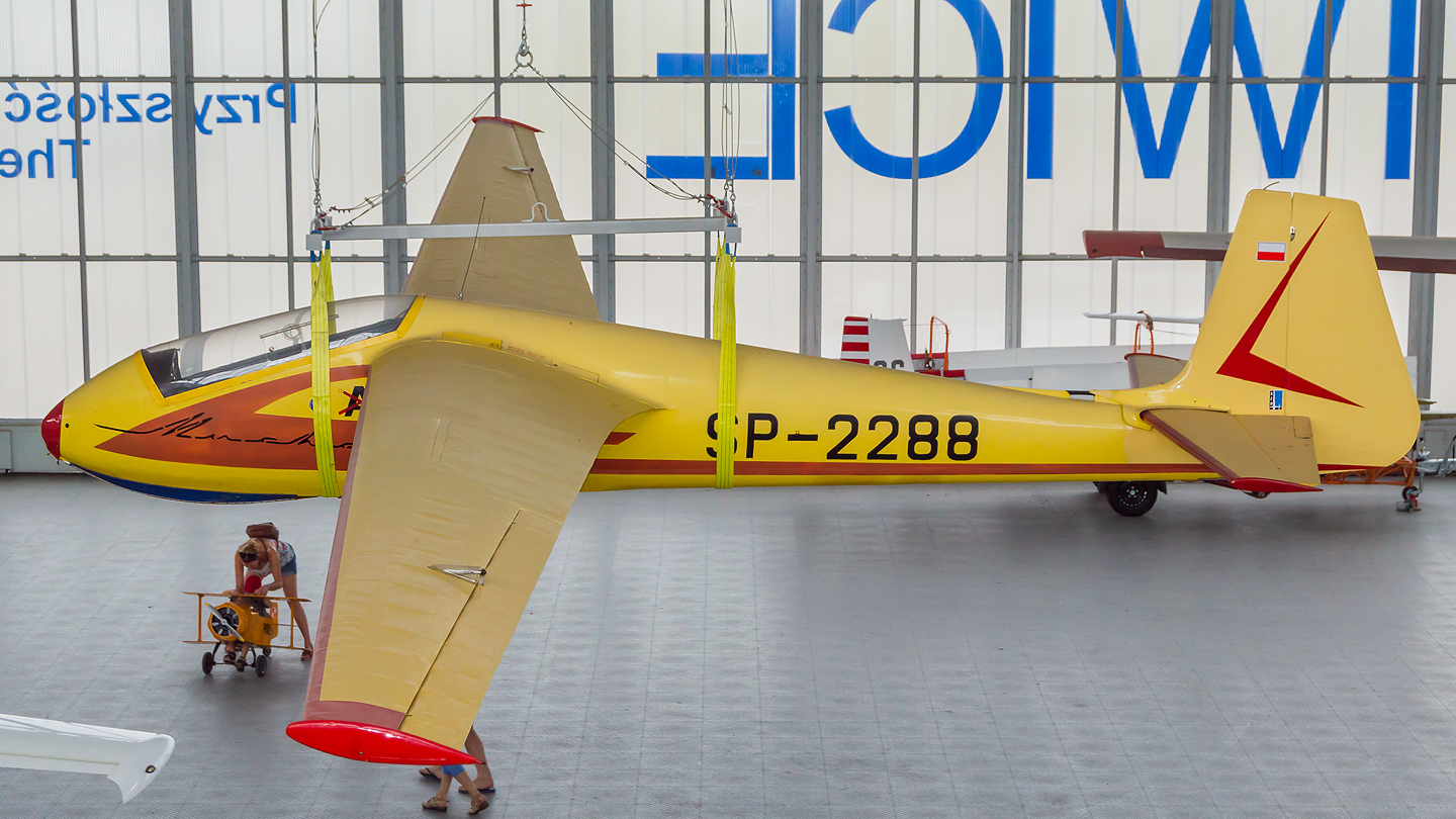 SZD-22 Mucha Std.