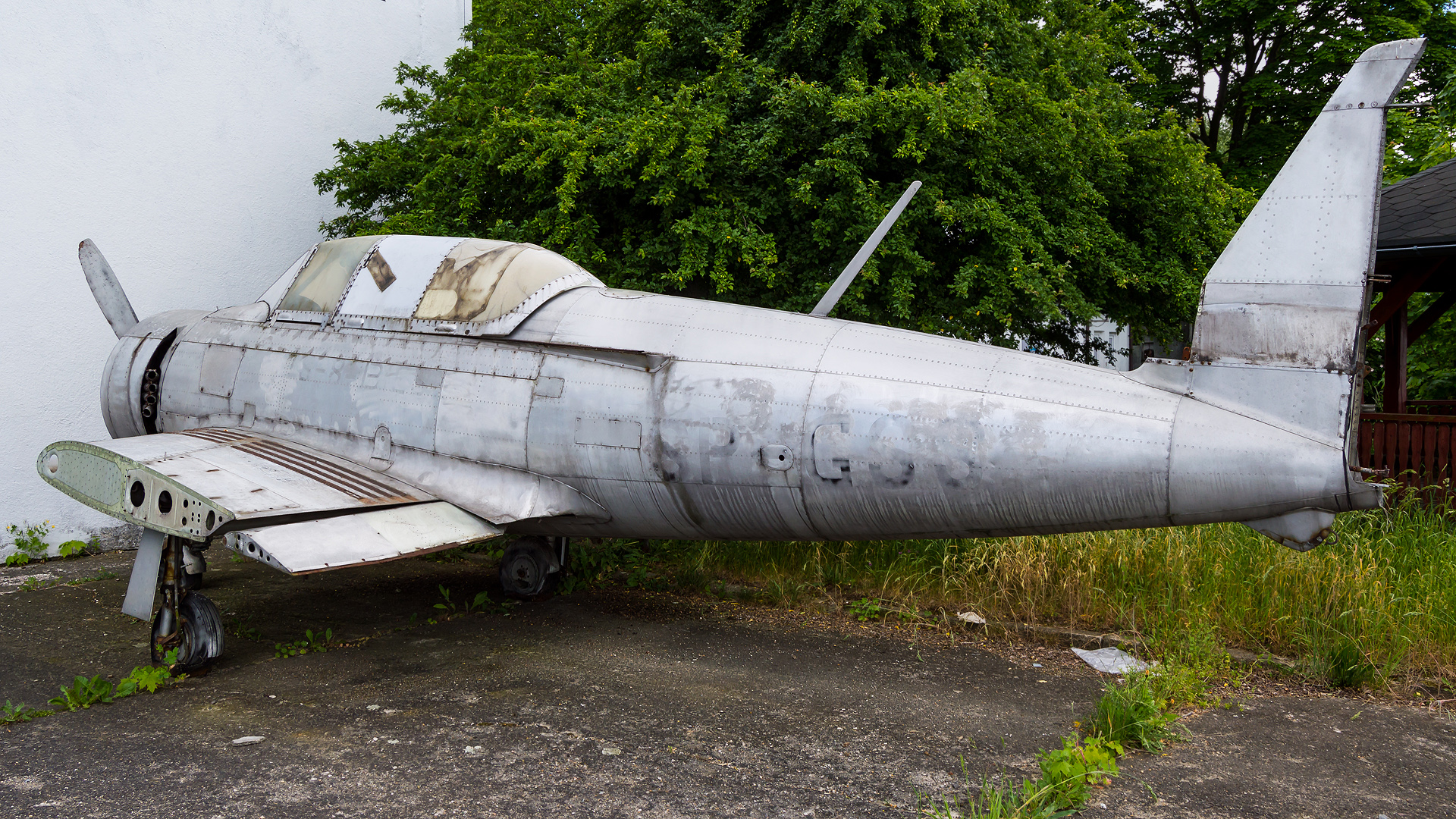 TS - 8 BIES
