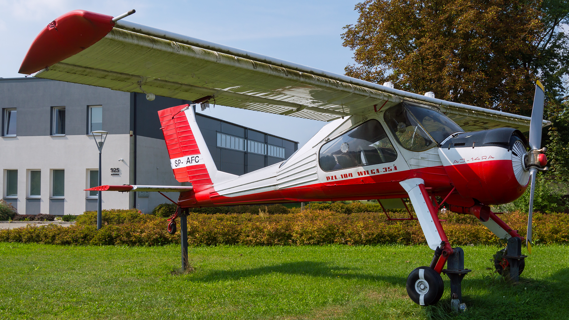 PZL 104