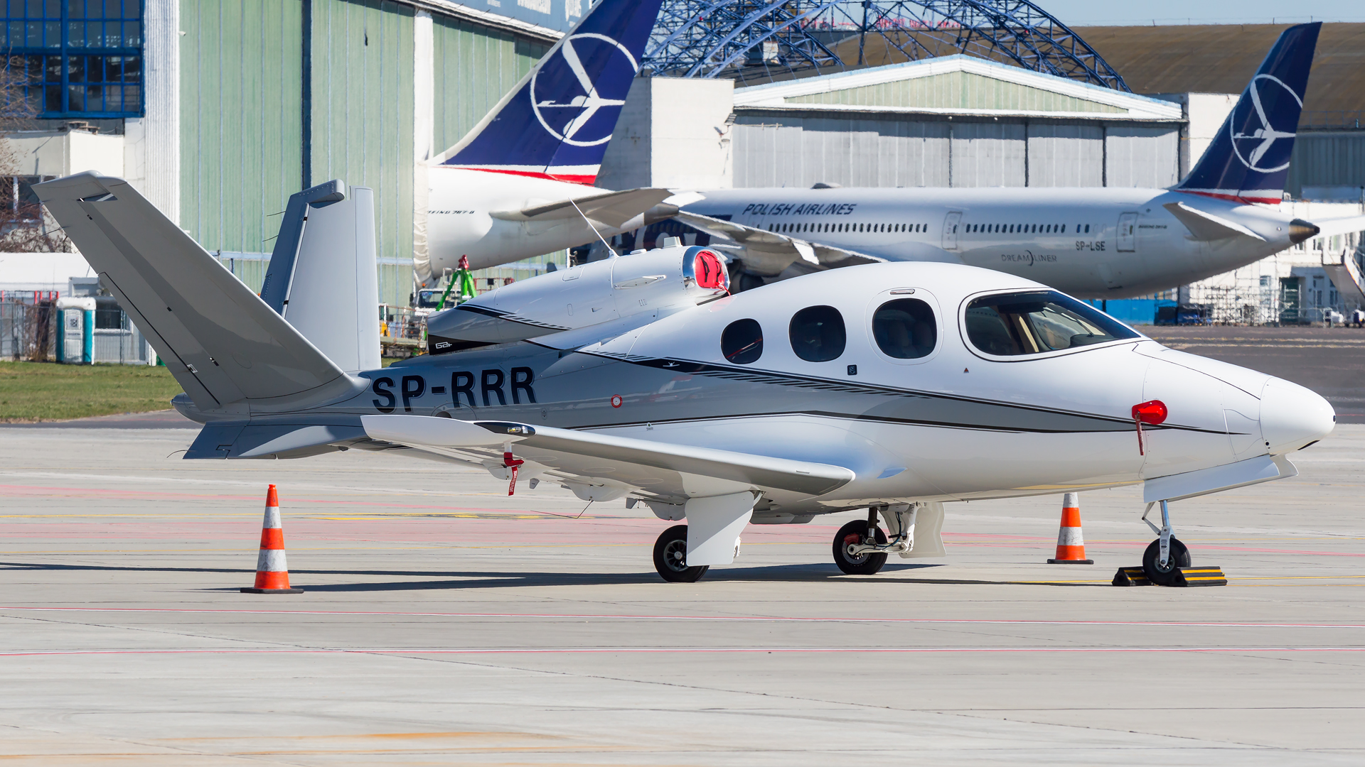 CIRRUS SF-50