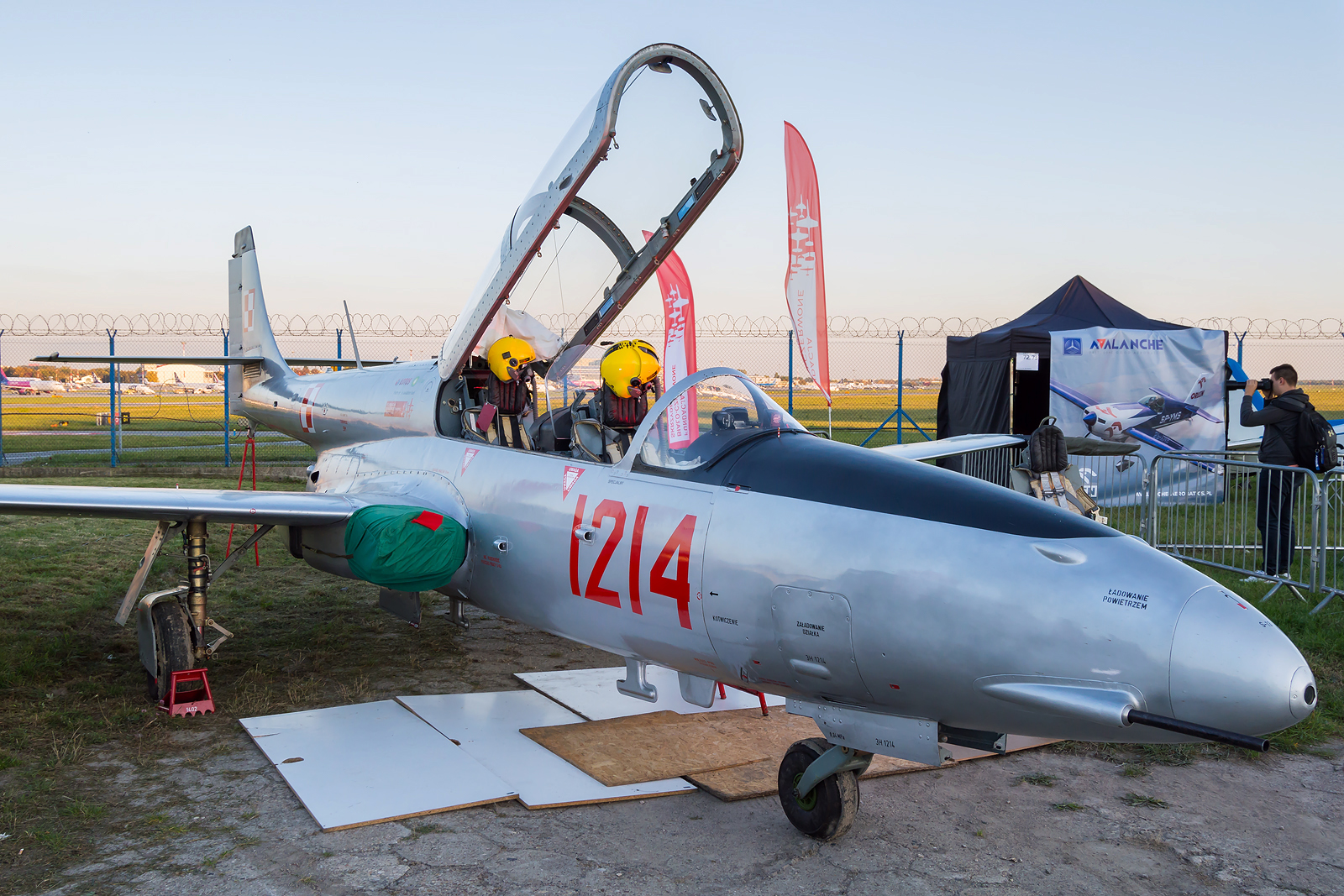 TS-11 Iskra