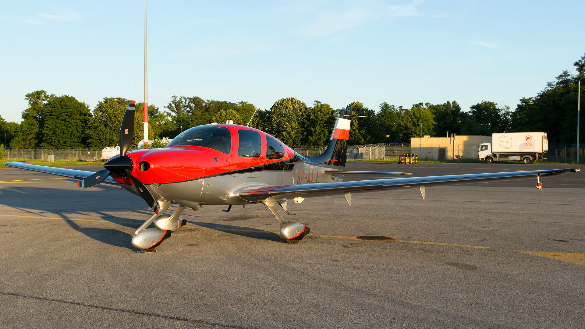 Cirrus SR22