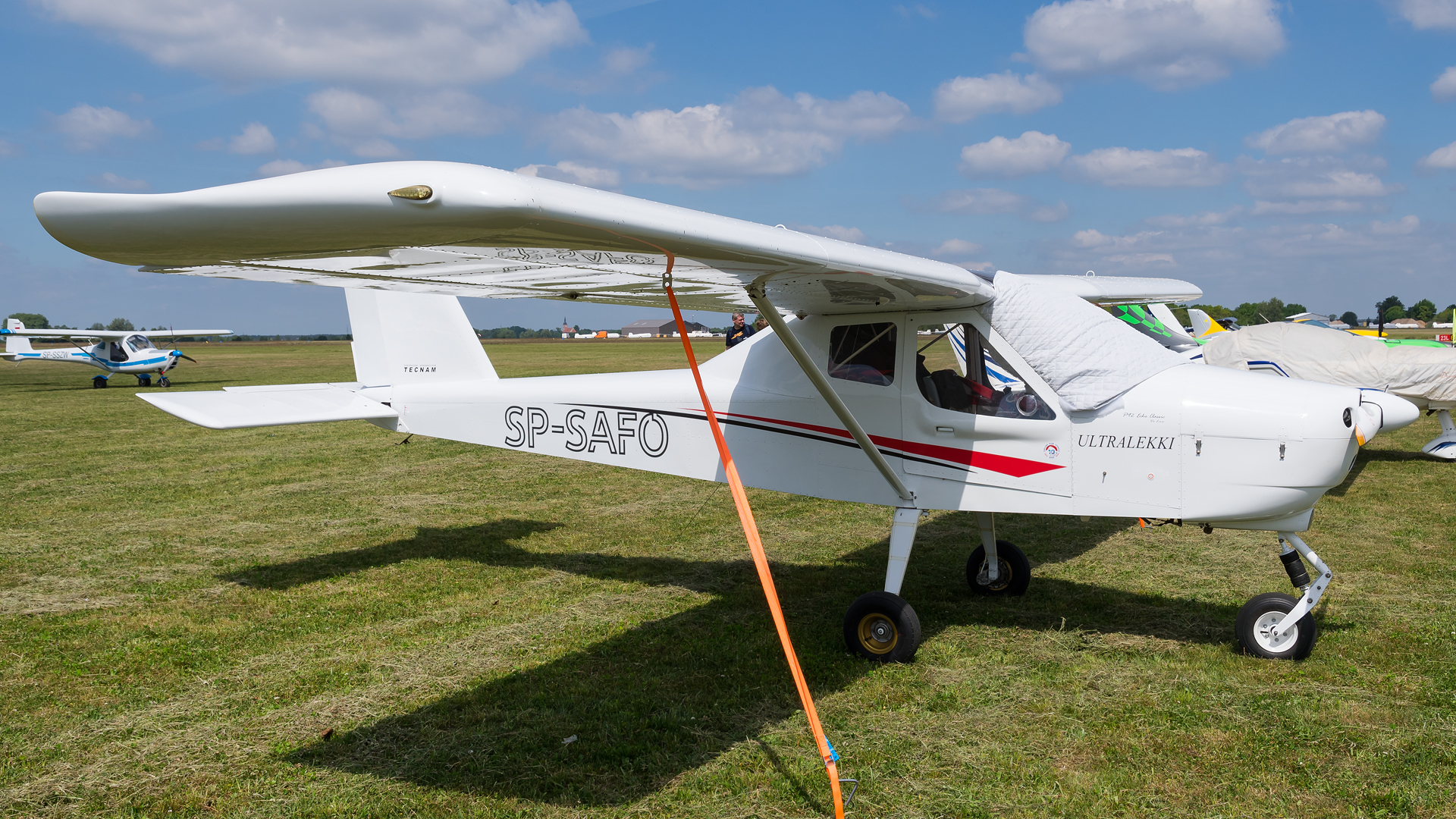 Tecnam P92
