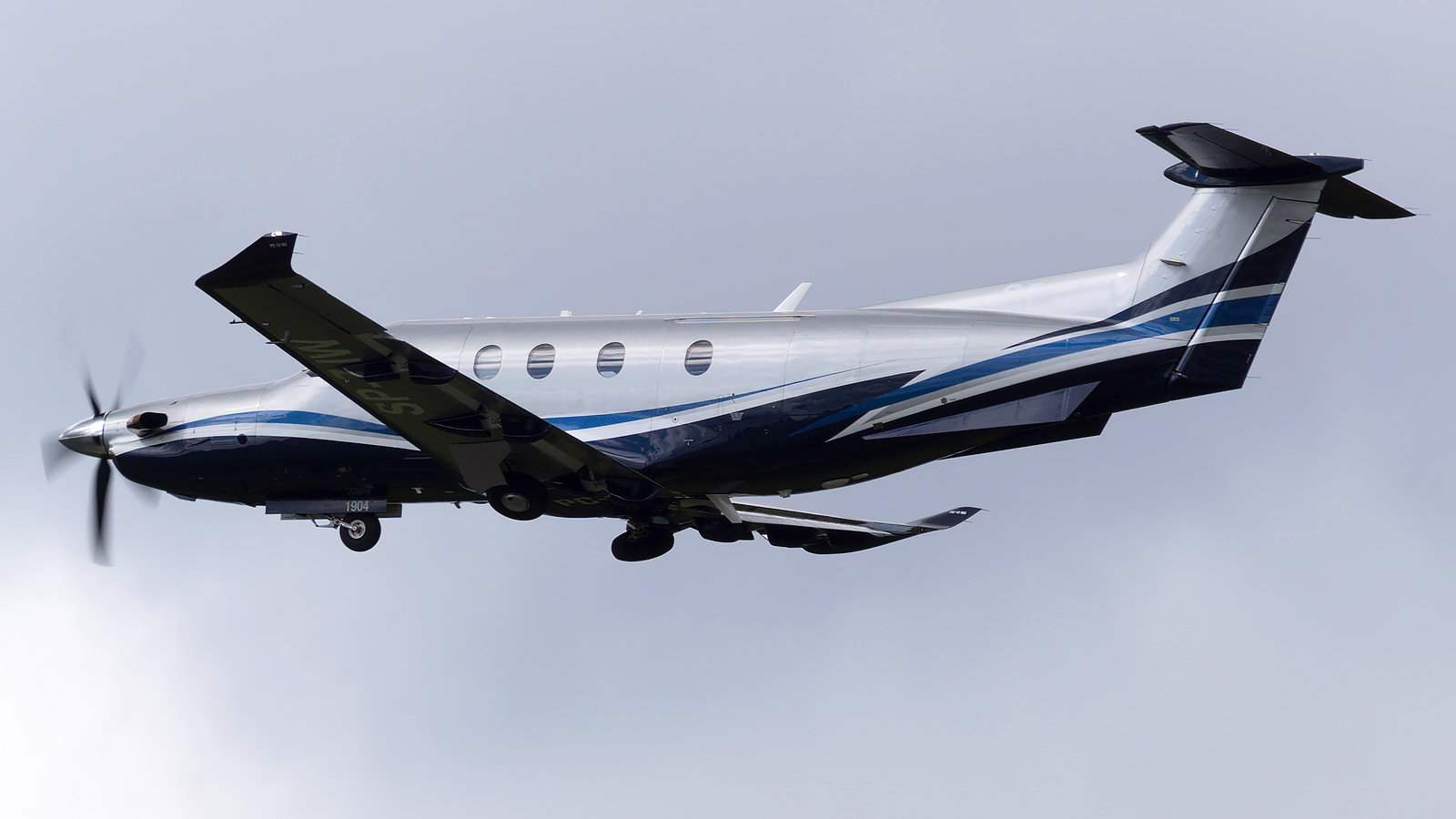 Pilatus PC-12