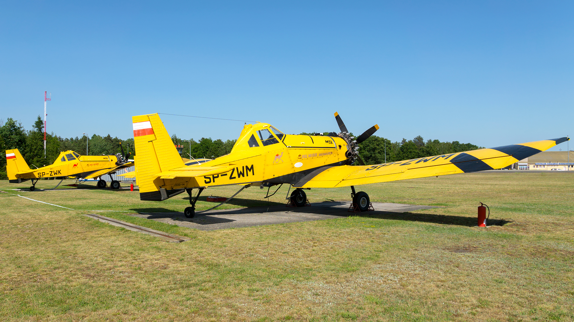 PZL M-18