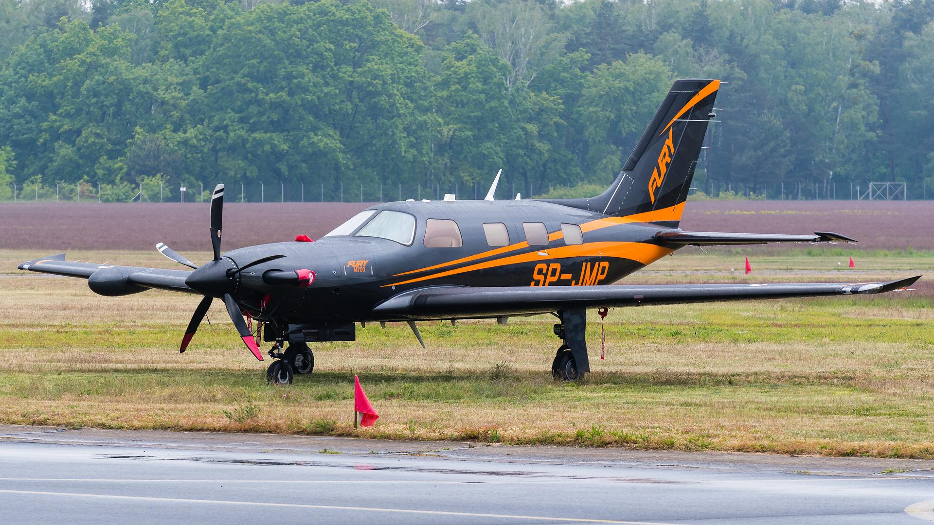 Piper M700